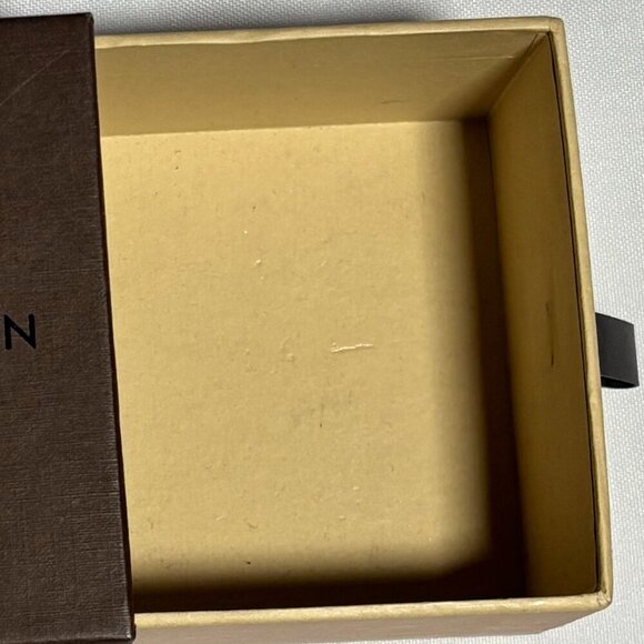 Louis Vuitton Empty Slide Box 4 Inches EUC - Picture 10 of 10